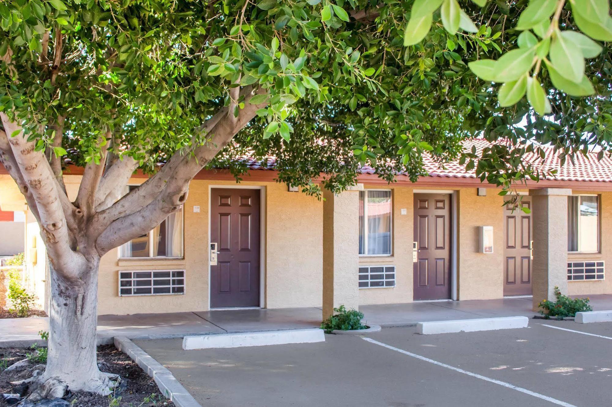 Rodeway Inn Old Town Scottsdale Kültér fotó